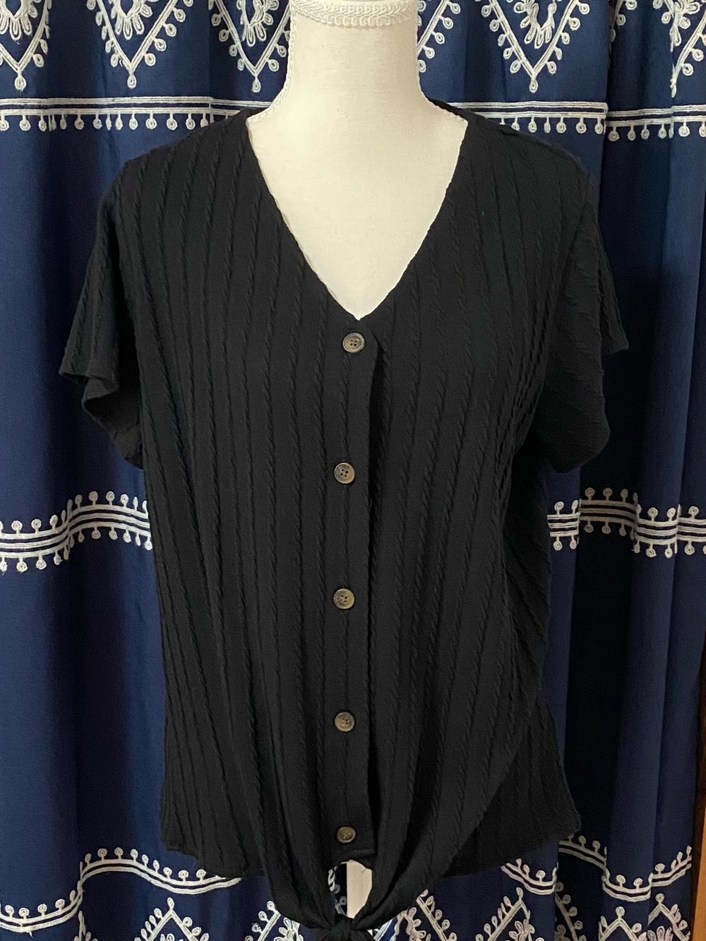 Weatherproof Black V-Neck Button-Front Tie Hem Blouse